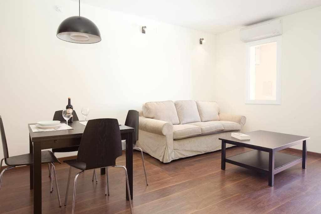 Apart céntrico con terraza en Gracia Barcelona Exterior foto